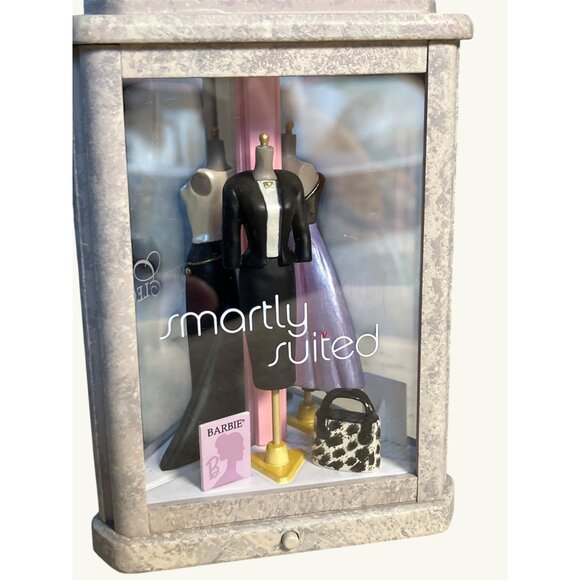 Dusk to Dawn Barbie 2007 Magic Hallmark Keepsake Ornament - Picture 6 of 15